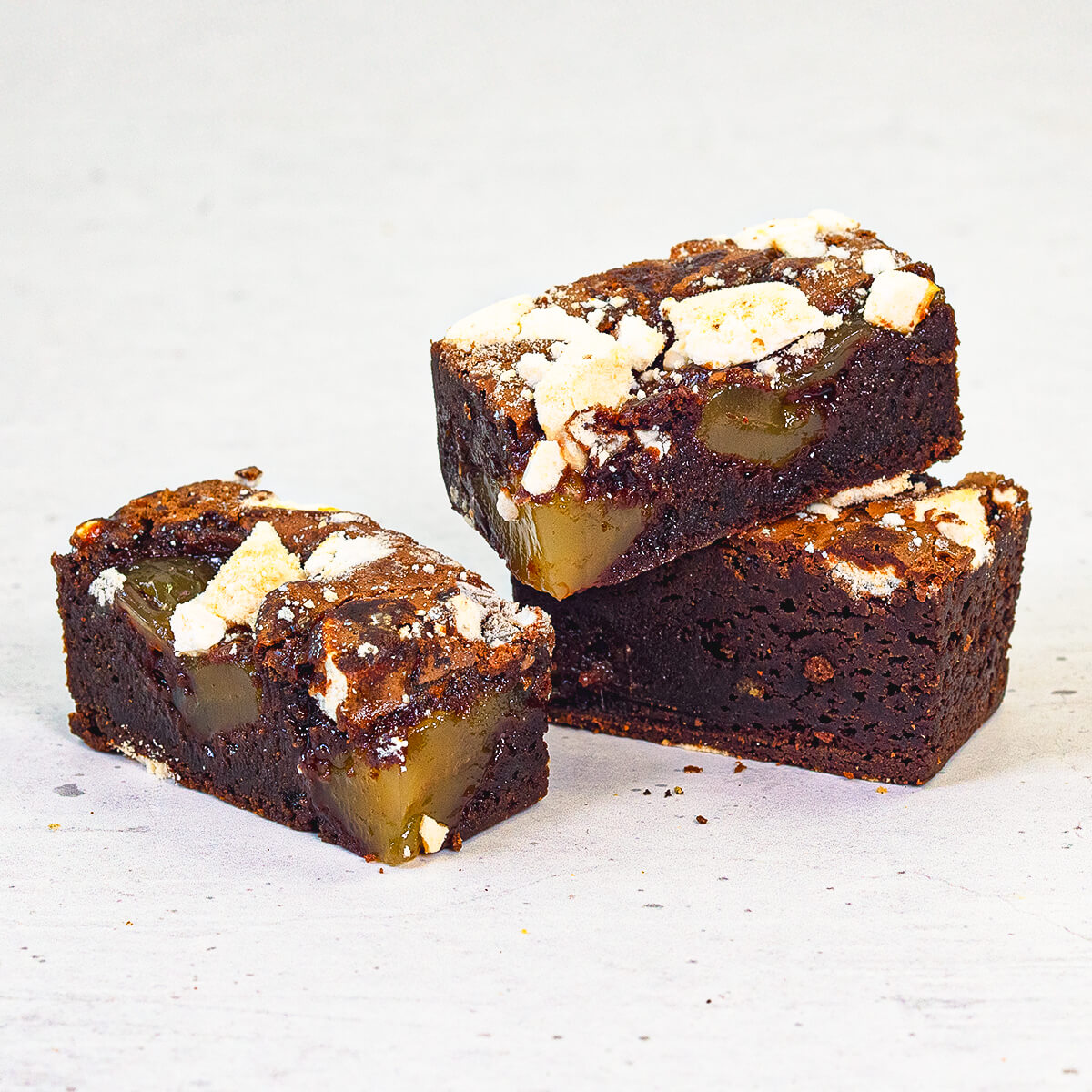 Buy Alstons Marshmallow, Lemon Jam and Crunchy Meringue Brownies online